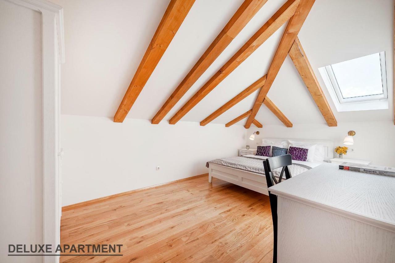 Apartments Rialto Gallery ชิเบนิก ภายนอก รูปภาพ