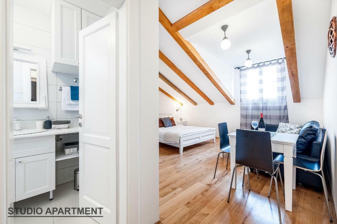 Apartments Rialto Gallery ชิเบนิก ภายนอก รูปภาพ